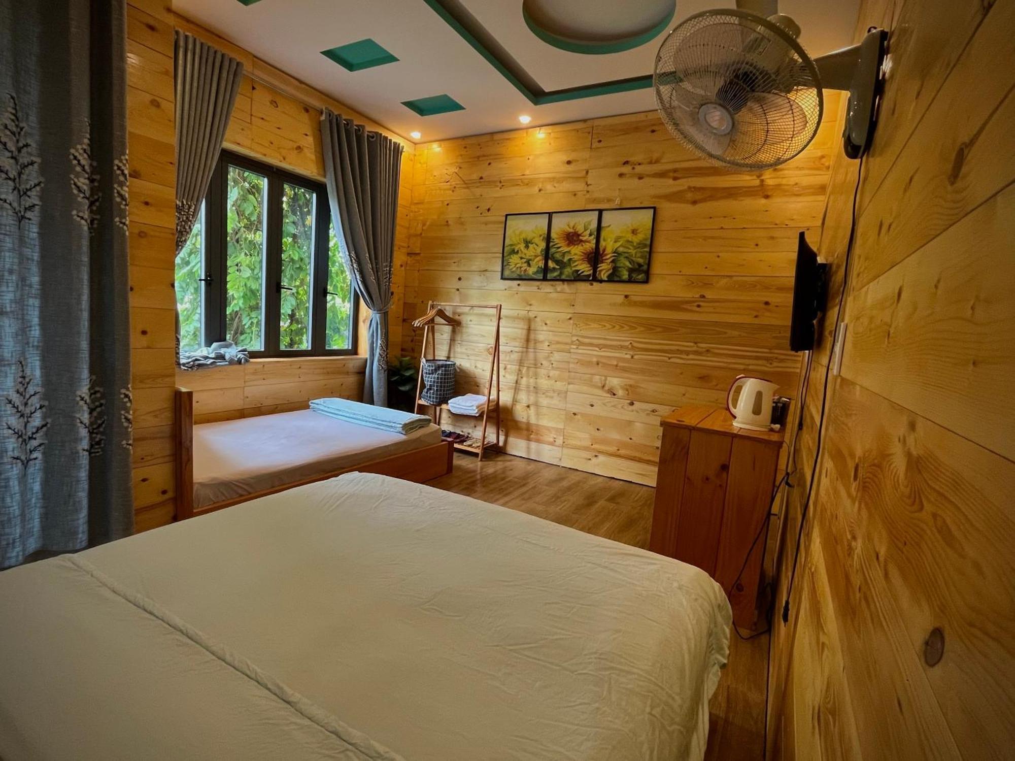 Little Home Homestay Chi Khu Co Ong Exteriör bild